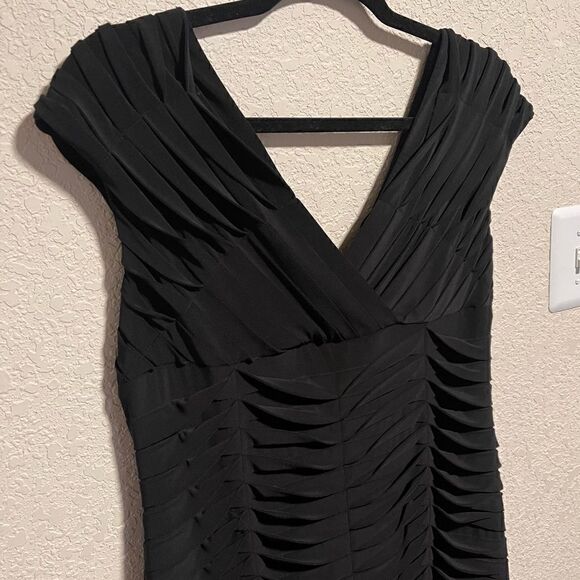 Adrianna Papell- Black Sleeveless Bandage Style Dress, Size 12 - Picture 5 of 14